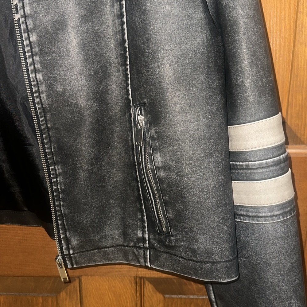 DISTRESS FAUX LEATHER RACER JACKET - Picture 3 of 4